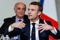 ISF&nbsp;: face aux intellectuels, Macron se dit pr&ecirc;t &agrave; &laquo;&nbsp;conditionner&nbsp;&raquo; la r&eacute;forme