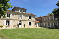  Château du Payre, Cadillac, Bordeaux. 