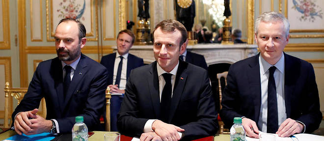 Qu'y a-t-il de pire pour Emmanuel Macron et ses amis que le proces en arrogance instruit depuis pres de deux ans par l'opposition ? Reponse : le proces en amateurisme.