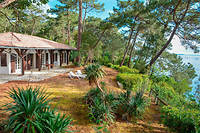  Location d'une villa de luxe au Cap Ferret avec Abritel.  
