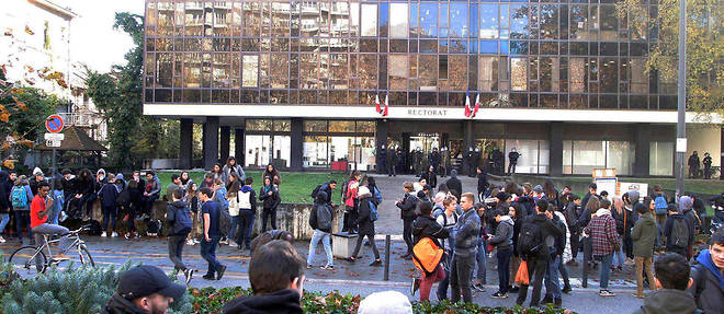 Le rectorat de Grenoble a pris la decision de fermer l'etablissement avant la fin de la procedure judiciaire.