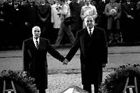 Un visage sur nos billets&nbsp;: et si c'&eacute;tait Kohl et Mitterrand&nbsp;?