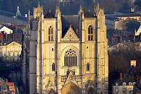La lente reconstruction de la cathédrale Saint-Pierre-et-Saint-Paul de Nantes