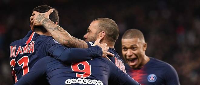 La joie des joueurs parisiens, en janvier dernier. Malgre une elimination prematuree en Ligue des champions et une fin de saison delicate, le PSG de Mbappe a survole le championnat de France cette annee.