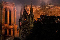  L'incendie de Notre-Dame, lundi 15 avril 2019 au soir. 