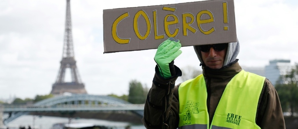 Gilets Jaunes La Mobilisation Marque Le Pas Avant Le 1er