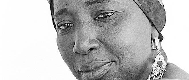 Parmi les figures emblematiques du cinema senegalais, Isseu Niang  disparue en fevrier 2000 a 62 ans. L'affiche des 1ers Teranga Movies  Awards lui rend hommage.