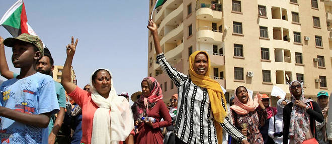 Des manifestants a Khartoum le 2 mai 2019.