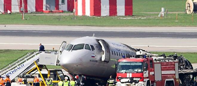 Accident d'avion a Moscou: les enqueteurs s'orientent vers une erreur de pilotage