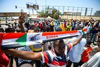 Les manifestants soudanais &eacute;pinglent l'ancien r&eacute;gime apr&egrave;s des heurts meurtriers