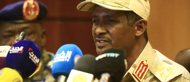 Le general Mohamed Hamadan Dagolo, egalement connu sous le nom de Hemetti, est un personnage tres controverse dans le Soudan actuel.
 