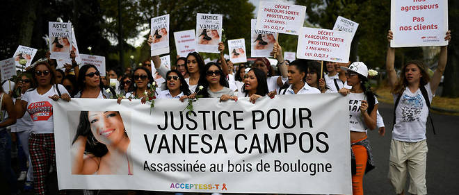 Marche blanche a la memoire de Vanesa Campos au bois de Boulogne, le 24 aout 2018.  