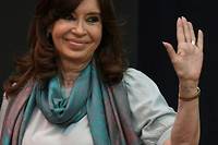 Pr&eacute;sidentielle en Argentine: Kirchner se met en retrait, &agrave; trois jours de son proc&egrave;s