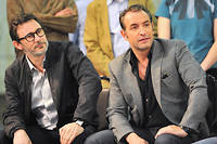  Michel Hazanavicius et Jean Dujardin, le 31 janvier 2012, à Los Angeles.  