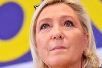<p>Dans une autre affaire, le Parlement européen réclame 40 000 euros à Marine Le Pen. </p>