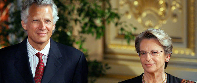 Michele Alliot-Marie et Dominique de Villepin etaient alors ministres de la Defense et de l'Interieur. 