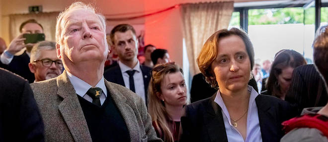 Alexander Gauland, dirigeant de l'AfD, et Beatrix von Storch, vice-presidente, lors de la soiree du parti.