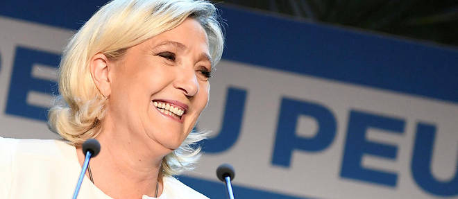 Marine Le Pen tend la main aux electeurs et cadres des Republicains. 