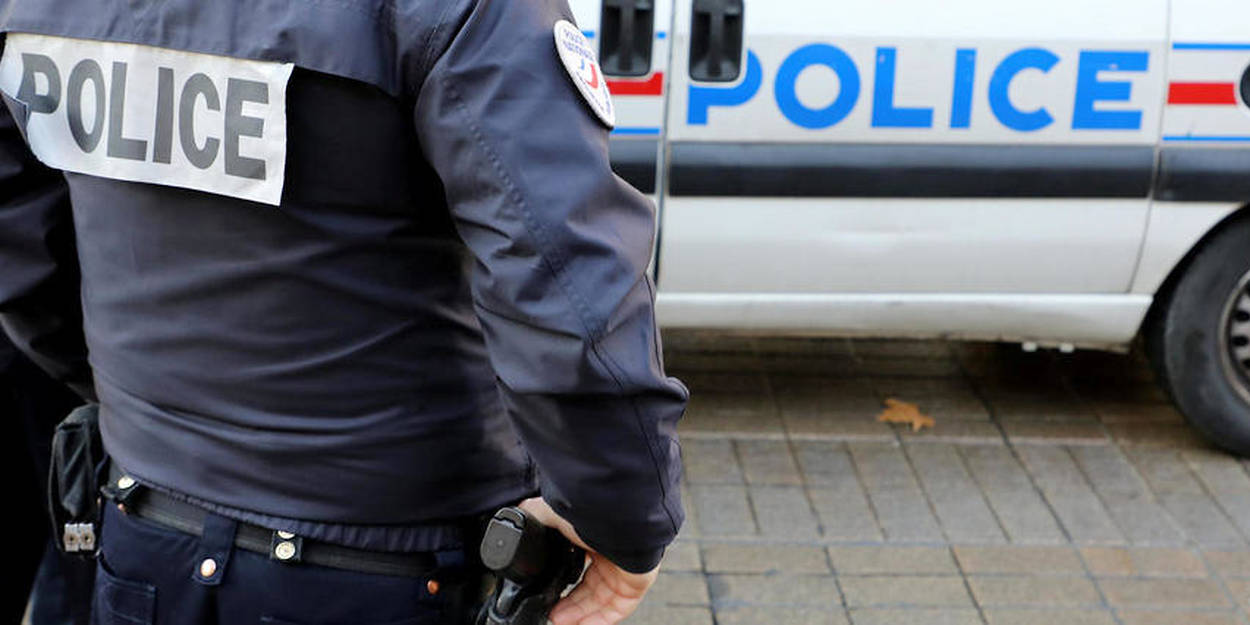 Fausse voiture de la gendarmerie : Je ne pensais pas enfreindre la loi, je  ne suis pas un délinquant - France Bleu