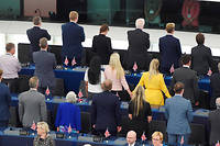 Parlement europ&eacute;en&nbsp;: le Brexit Party tourne le dos pendant l'hymne