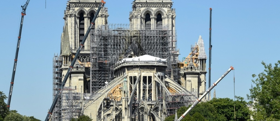 Incendie de Notre-Dame: des elus reclament une cartographie des taux de plomb