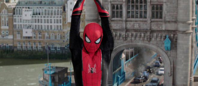 << Spider-Man: Far From Home >> avec Tom Holland reprend et detourne les codes de la chevalerie. 