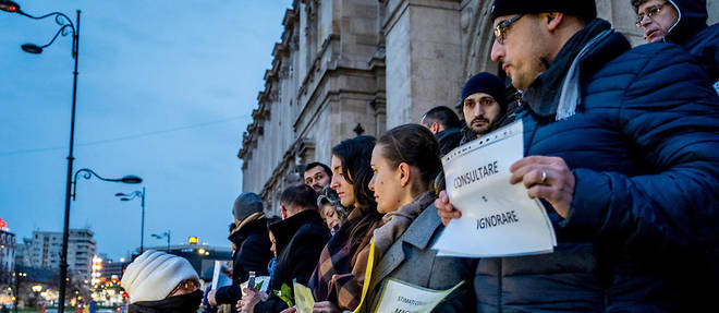 Manifestations de magistrats en fevrier 2019 a Bucarest pour protester contre un decret gouvernemental qui menace selon eux l'independance de la justice.  