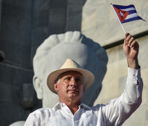 Cuba: "aucune politique imperialiste" n'empechera le developpement du pays, selon Diaz-Canel