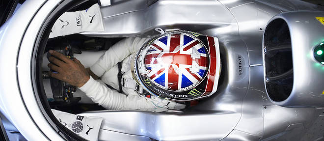 Hamilton decroche le record de victoires au GP de Grande-Bretagne, devancant Clark et Prost... et ca se voit sur le casque.