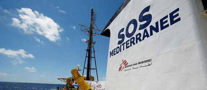 << Le bateau va patrouiller en Mediterranee centrale, d'ou provient le plus grand nombre d'appels de detresse, mais sans jamais entrer dans les eaux territoriales libyennes >>, precise le directeur des operations de SOS-Mediterranee.