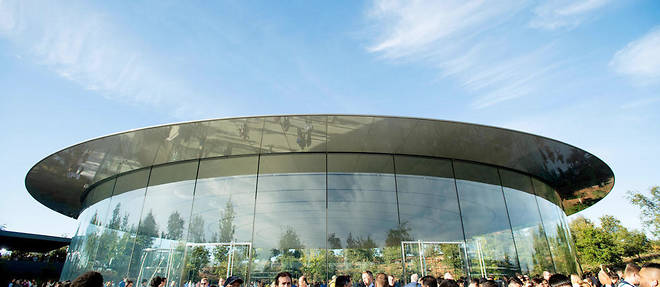 L'amphitheatre Steve Jobs au siege d'Apple a Cupertino.
