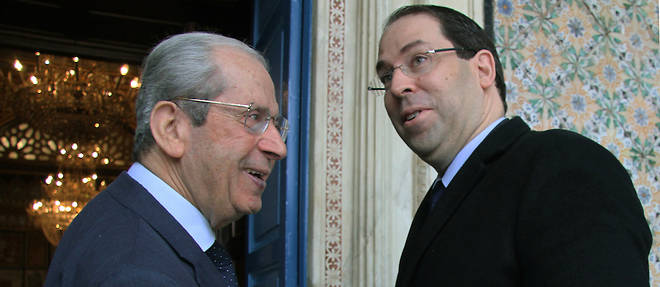 Beji Caid Essebsi decede, l'executif est desormais entre les mains de Mohamed Ennaceur, president de l'ARP qui devient president de la Republique par interim, et Youssef Chahed, chef du gouvernement. Ici, en mars 2018.
 
 