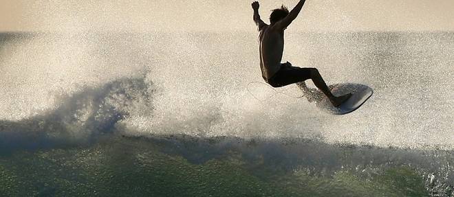 En Loire-Atlantique, un projet de surf park pres de l'ocean fait polemique