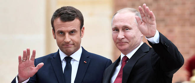 Emmanuel Macron et Vladimir Poutine a Versailles le 29 mai 2019. 