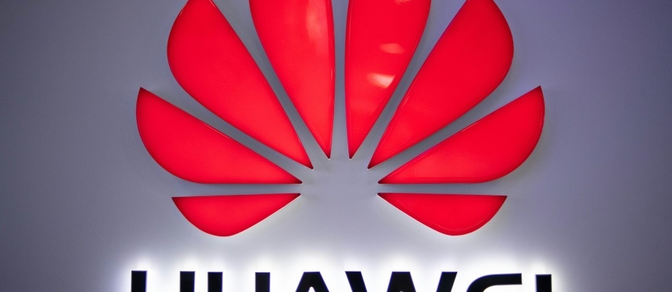 Huawei se bat pour sa "survie", malgre des resultats en hausse