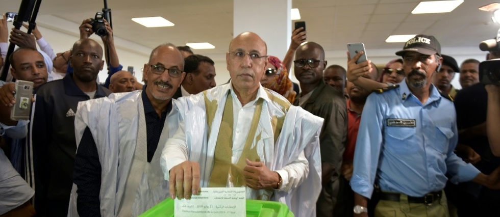 Mauritanie: passage de relais entre deux presidents elus, une premiere historique