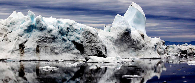L'Institut meteorologique danois rappelle que 197 milliards de tonnes de glace ont disparu pendant tout le mois de juillet.