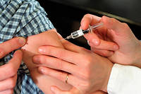  En France, c'est la justice qui a du finalement trancher sur l'eventuelle dangerosite des vaccins contre l'hepatite B. 