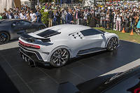  La Bugatti Centodieci a été révélée à Peeble Beach, au début du concours d'élegance le plus select de la planète 