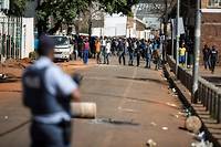 Afrique du Sud: 5 morts dans les violences x&eacute;nophobes &quot;inacceptables&quot; pour le pr&eacute;sident