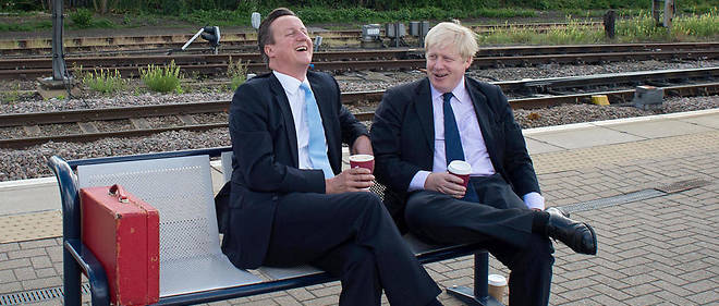 Avant le referendum, les jours heureux... En mai 2014, David Cameron, alors Premier ministre, plaisante avec Boris Johnson, maire de Londres.