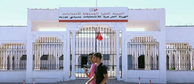 Tunisie: la jeunesse de Sidi Bouzid, entre abstention et tentation de l'homme "fort"