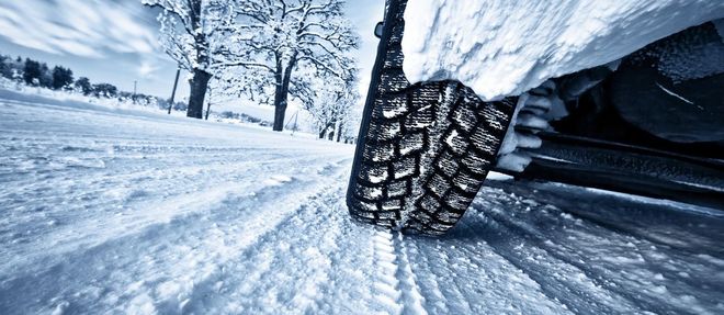  L'usage du pneu hiver est une evidence en montagne ou on n'a pas besoin d'obligation pour s'equiper. 