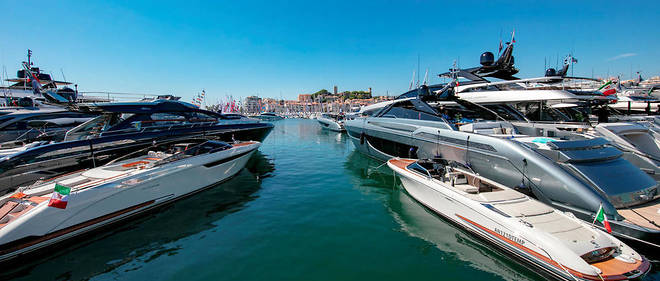 Le Yachting festival fait son show a Cannes jusqu'au 15 septembre entre le Vieux Port et Port Canto
