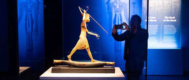 << Toutankhamon, le tresor du pharaon >> avait tout d'un evenement et d'un succes annonce en presentant 150 objets trouves en 1922 dans la tombe du jeune pharaon, dont 60 sortaient pour la premiere fois d'Egypte.