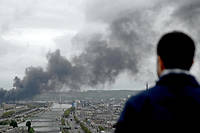Incendie de Rouen&nbsp;: feu ma&icirc;tris&eacute;, les habitants rentrent chez eux