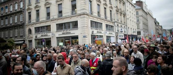 Lubrizol: plus de 5.000 tonnes de produits detruits, pres de 2.000 manifestants a Rouen