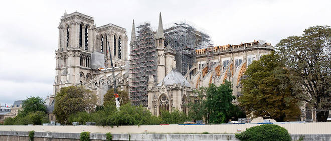 Notre Dame De Paris La Famille Pinault Confirme Son Don De 100 Millions D Euros Le Point