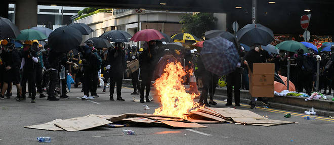 Des manifestants le 1er octobre a Honkgong.