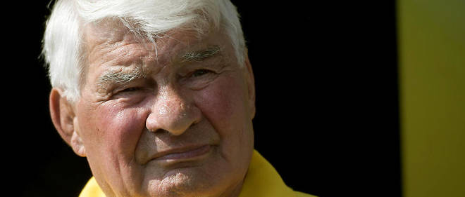 Raymond Poulidor Hospitalise Pres De Son Domicile Le Point